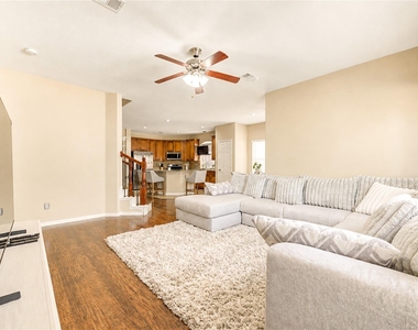 6315 Linfield Bluff Lane - Photo Thumbnail 22