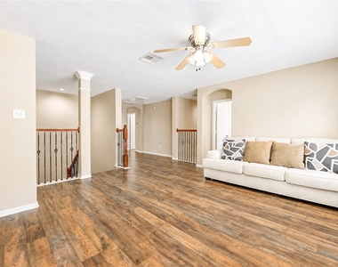 6315 Linfield Bluff Lane - Photo Thumbnail 38
