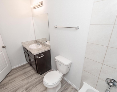 24414 Borelli Drive - Photo Thumbnail 8