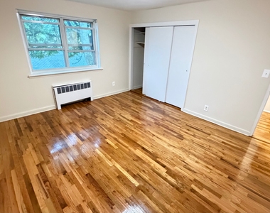 154-48 71st Avenue - Photo Thumbnail 18