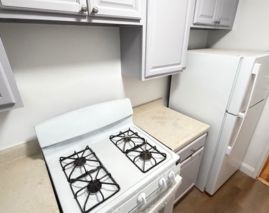 154-48 71st Avenue - Photo Thumbnail 4