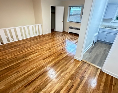 154-48 71st Avenue - Photo Thumbnail 9