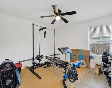 7610 Avenue G - Photo Thumbnail 34