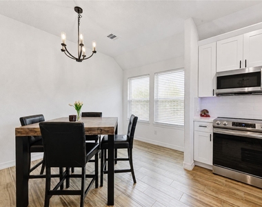 7610 Avenue G - Photo Thumbnail 13