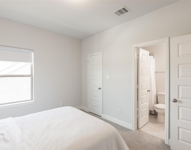 24610 Beebalm Trail - Photo Thumbnail 32