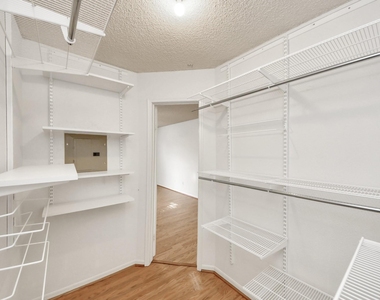 2120 El Paseo Street - Photo Thumbnail 11