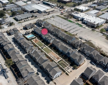 10920 Keaton Landing Drive - Photo Thumbnail 18