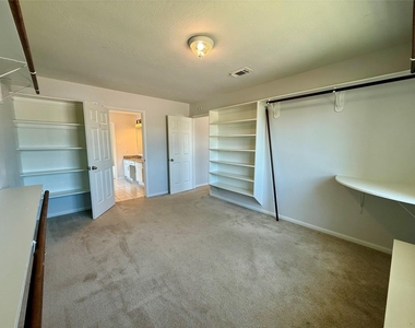 6931 Echo Pines Drive - Photo Thumbnail 20