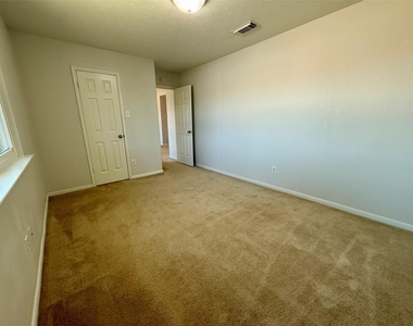 6931 Echo Pines Drive - Photo Thumbnail 28