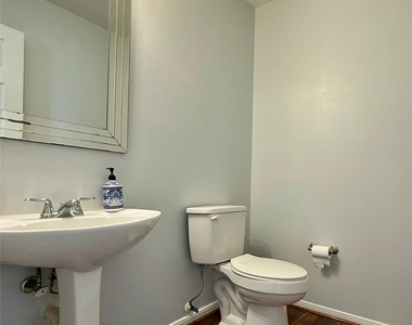 6931 Echo Pines Drive - Photo Thumbnail 11