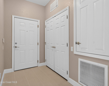 3868 Lexmark Lane - Photo Thumbnail 3