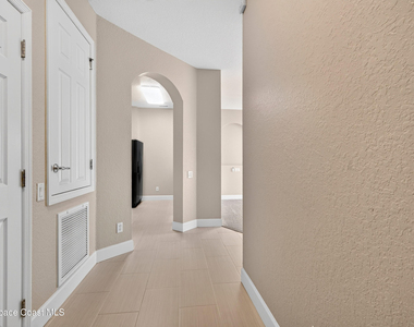 3868 Lexmark Lane - Photo Thumbnail 2