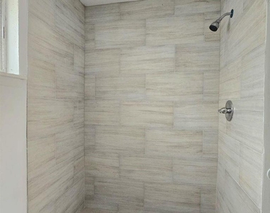 3839 Mount Pleasant Street - Photo Thumbnail 5