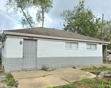 3839 Mount Pleasant Street - Photo Thumbnail 1