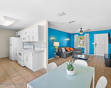 121 Franklyn Ave Avenue - Photo Thumbnail 4