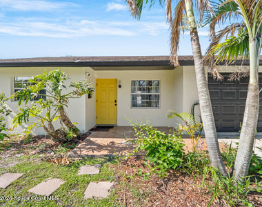 121 Franklyn Ave Avenue - Photo Thumbnail 1