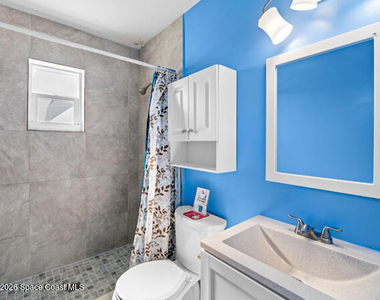121 Franklyn Ave Avenue - Photo Thumbnail 9