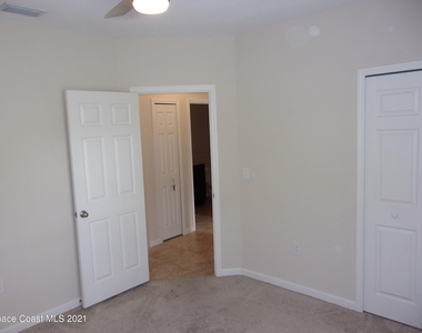 3935 Harvest Circle - Photo Thumbnail 34