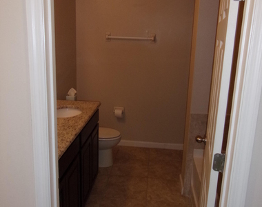 3935 Harvest Circle - Photo Thumbnail 16