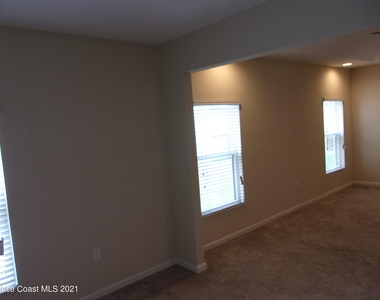 3935 Harvest Circle - Photo Thumbnail 23