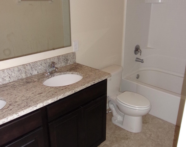 3935 Harvest Circle - Photo Thumbnail 29