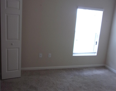 3935 Harvest Circle - Photo Thumbnail 32