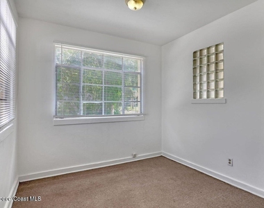 658 Young Street - Photo Thumbnail 17