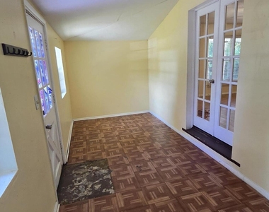 2101 Hallwood Place - Photo Thumbnail 2