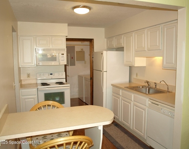 9015 Manchester Lane - Photo Thumbnail 8