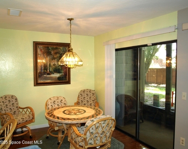 9015 Manchester Lane - Photo Thumbnail 6