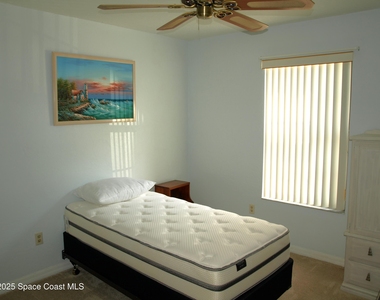 9015 Manchester Lane - Photo Thumbnail 15