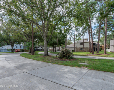 9015 Manchester Lane - Photo Thumbnail 28