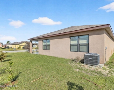 7114 Topaz Drive - Photo Thumbnail 40