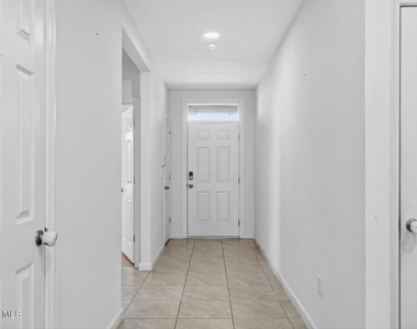 7114 Topaz Drive - Photo Thumbnail 4
