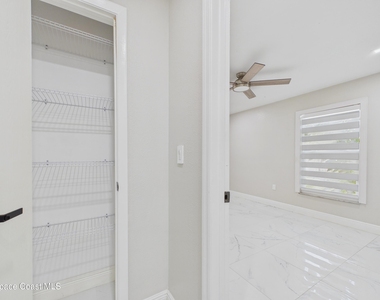 282 Umber Street Nw - Photo Thumbnail 10