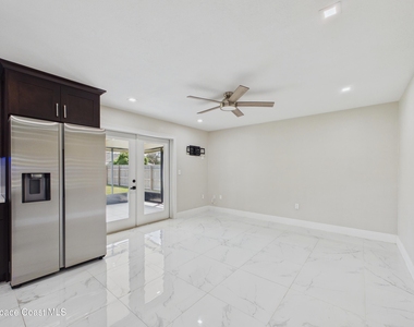 282 Umber Street Nw - Photo Thumbnail 7