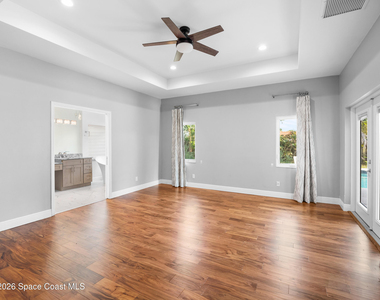211 Wayne Avenue - Photo Thumbnail 12