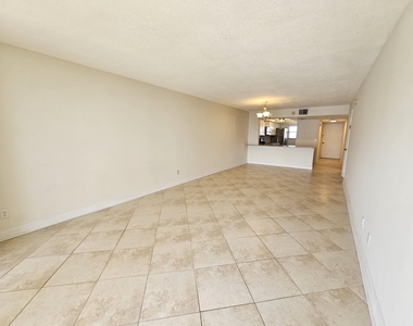 1830 N Atlantic Avenue - Photo Thumbnail 1