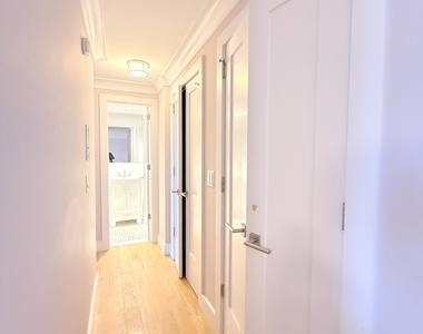 West 93 Street - Photo Thumbnail 6