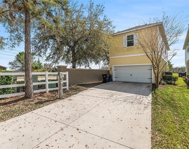 10715 Marsha Drive - Photo Thumbnail 16