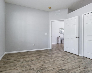 13016 Terrace Brook Place - Photo Thumbnail 10