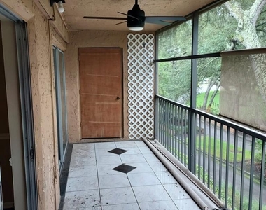4411 Shady Terrace Lane - Photo Thumbnail 8