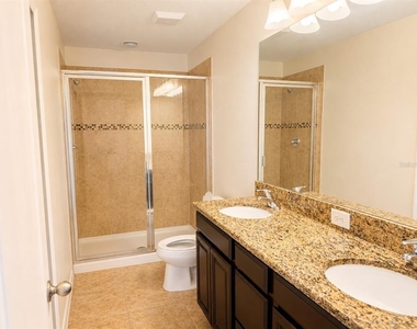 2119 Lennox Dale Lane - Photo Thumbnail 9