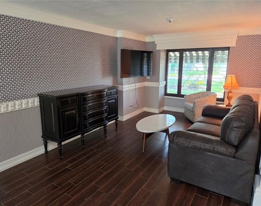 1132 Ridge Drive - Photo Thumbnail 8