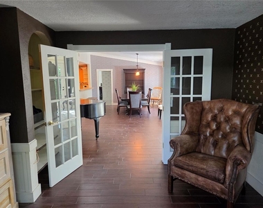 1132 Ridge Drive - Photo Thumbnail 9