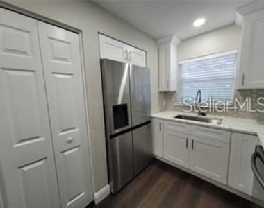 5903 Topher Trail - Photo Thumbnail 6