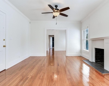 2114 W Dekle Avenue - Photo Thumbnail 13