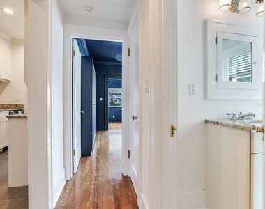 2114 W Dekle Avenue - Photo Thumbnail 18