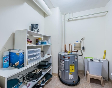 10355 Paradise Boulevard - Photo Thumbnail 20
