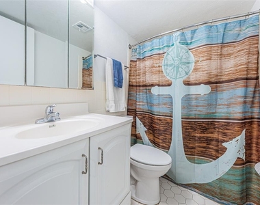 10355 Paradise Boulevard - Photo Thumbnail 24